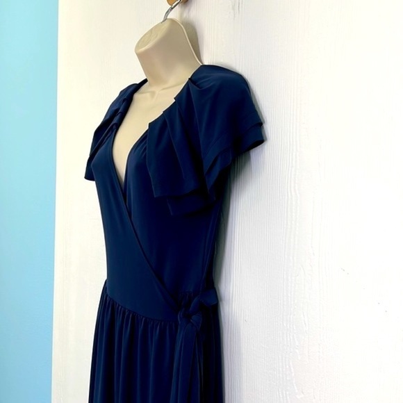BCBGeneration - Navy Blue Stretch Wrap With Pleat Flutter Shoulders Dress Size M - Picture 6 of 13